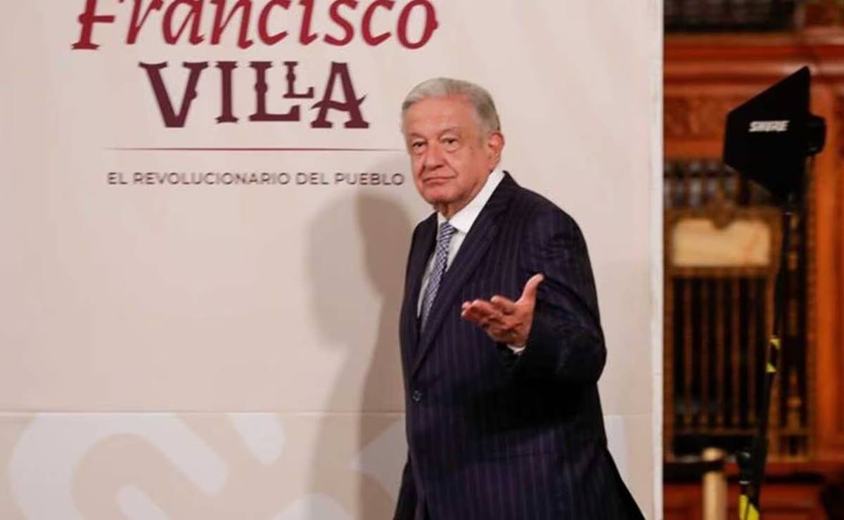 López Obrador señaló que el salario mínimo de los maestros será de 16 mil pesos mensuales. Foto: Diego Simón Sánchez / EL UNIVERSAL