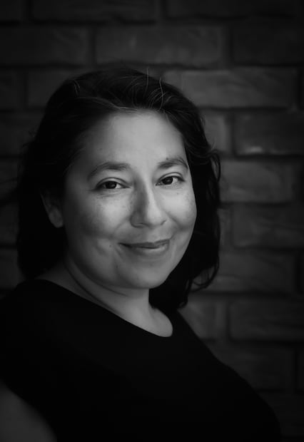 Itandehui Jansen heredó las raíces de la lengua mixteca por parte de su madre, aunque no pudo aprenderla porque migró desde muy pequeña, este proyecto fue una forma de reecontrarse con sus orígenes. Foto: Cortesía