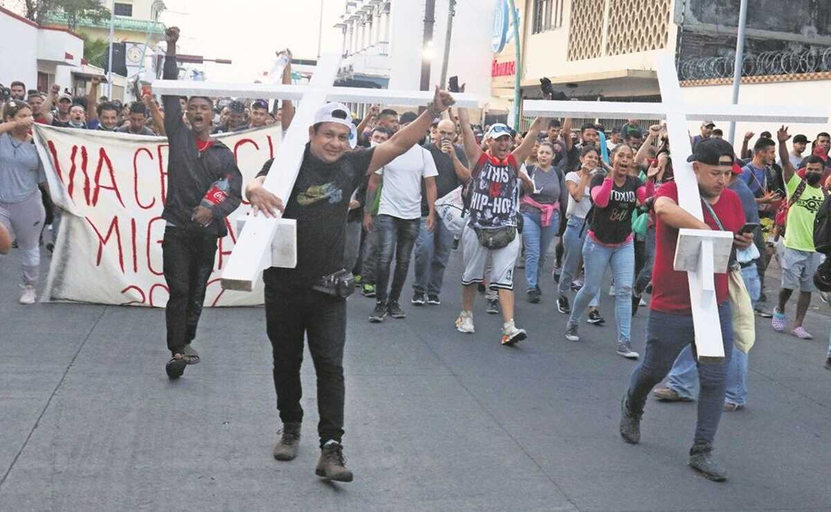 Ante llegada de caravana de 3 mil migrantes a Oaxaca, emiten alerta para que se protejan sus derechos