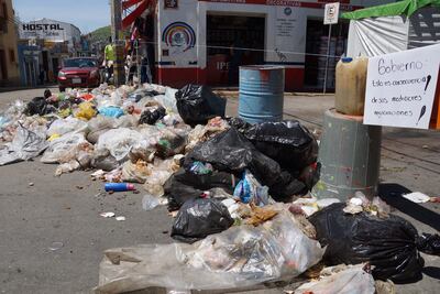 Crisis de la basura: bloquean calles de la capital con desechos
