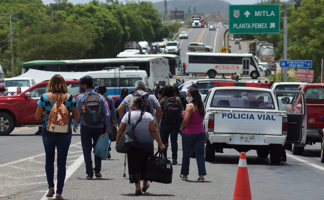 La protesta de los ediles es para exigir la liberación de recursos para proyectos ya aprobados. Foto: Edwin Hernández
