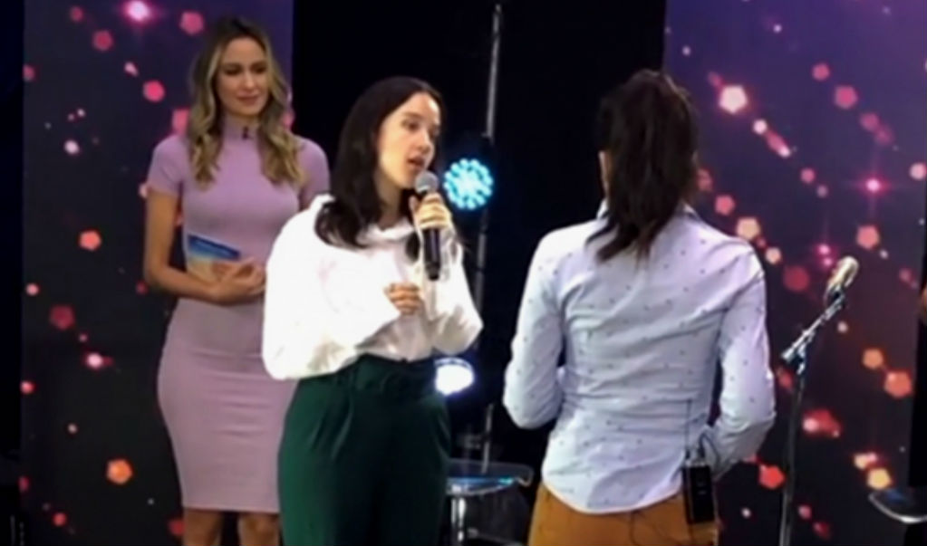 María Elena toca de nuevo el saxofón junto a Ximena Sariñana
