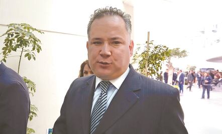 Congelan cuentas del líder del Sindicato Libertad; tiene orden de aprehensión en Oaxaca