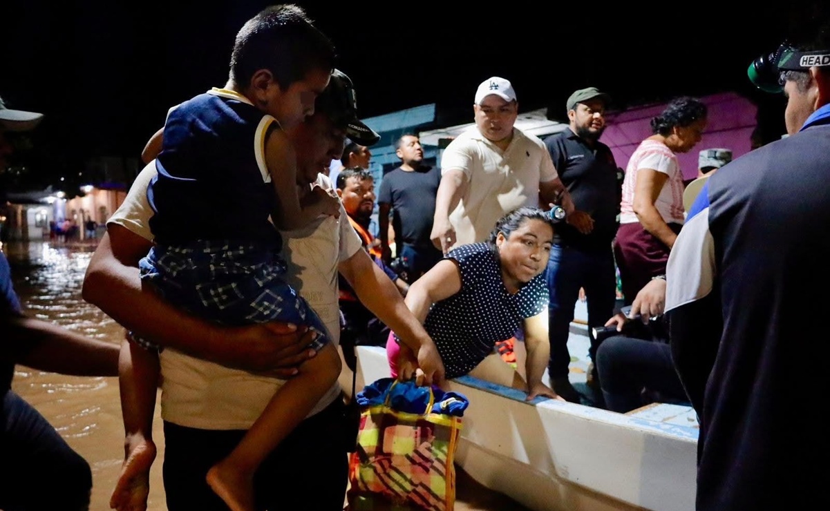 Las familias vivieron momentos de preocupación cuando el agua los sorprendió dentro de sus hogares. Fotos: Especiales