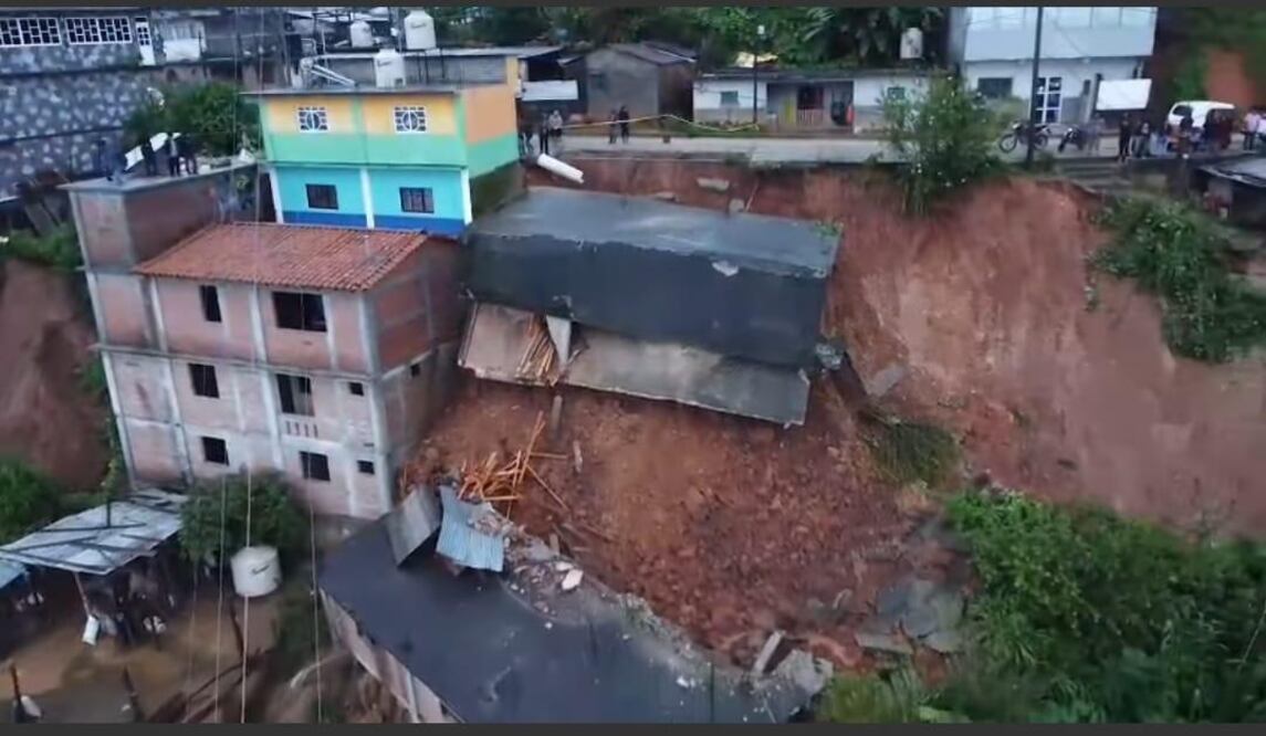 Familia de San Juan Quiahije piden apoyo de vivienda. Foto: Especial