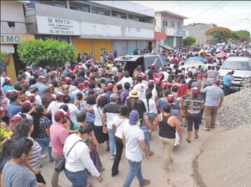 Candidatos cambian métodos de campaña, por violencia en Juchitán