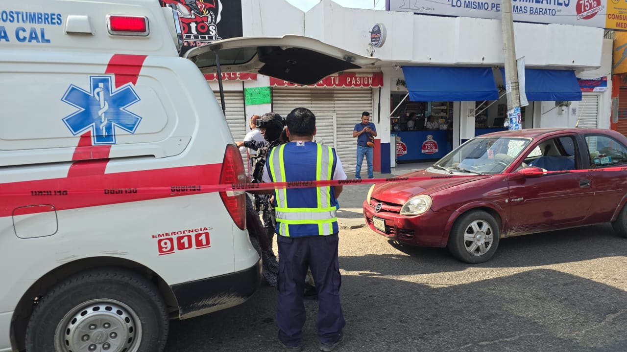 Asesinan a un hombre en La Experimental, Oaxaca; agresores lo interceptan sobre la carretera federal 175 