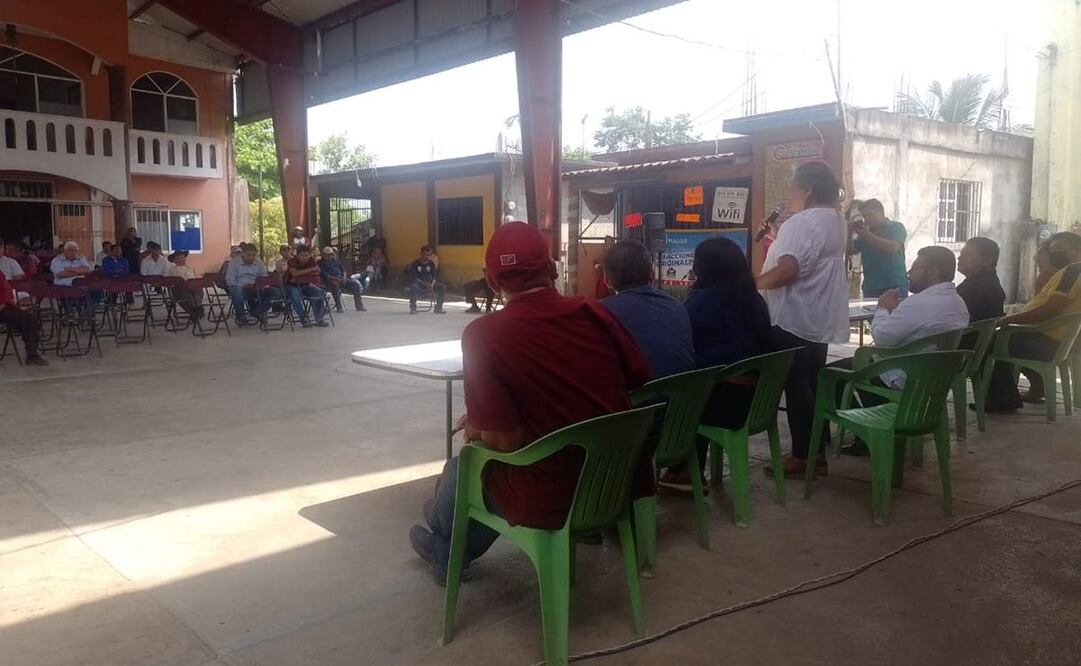 Diputados de Oaxaca prometen en Los Chimalapas que mañana votarán reforma sobre nuevos límites con Chiapas. Foto: Especial