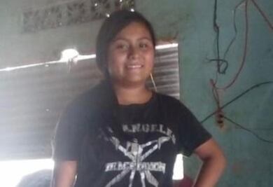 Ayúdanos a encontrar a Estefanía, tiene 13 años, se la llevó un taxista y ahora está desaparecida