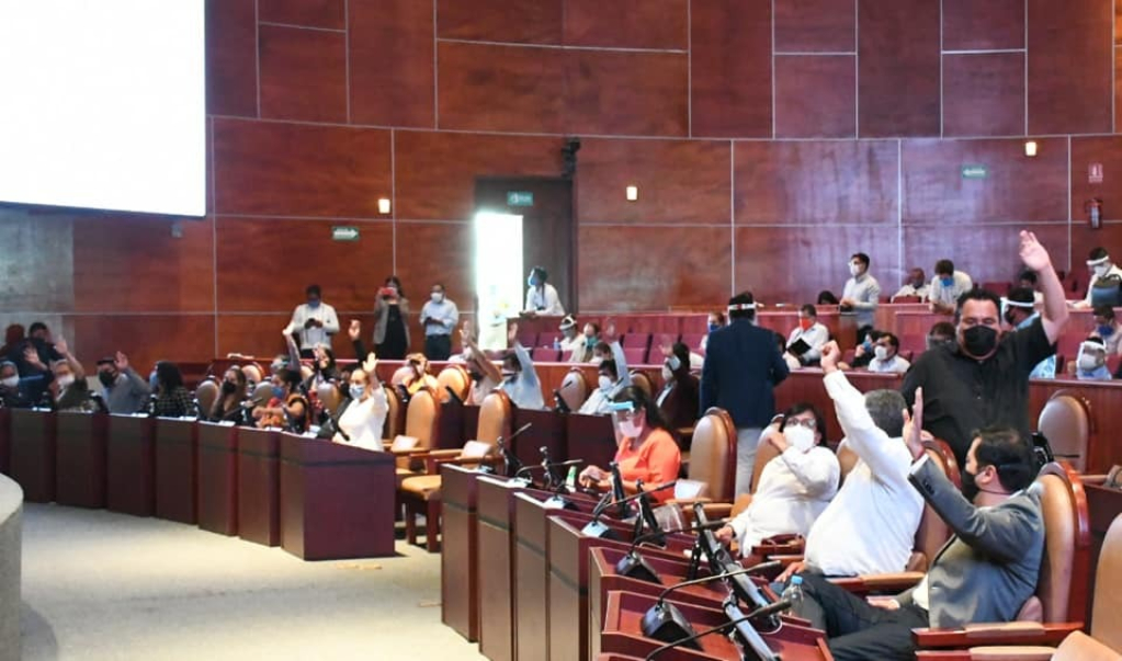 Proponen legisladores hasta 8 años de cárcel por incumplir pensión alimenticia en Oaxaca