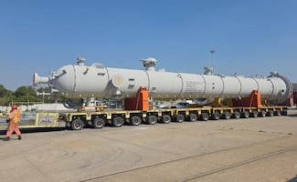 Anuncian cortes al servicio de energía eléctrica y a vialidad en Salina Cruz por traslado de piezas a la refinería