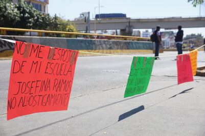 Padres de familia acusan al gobierno de Oaxaca de despojar predio y desalojar a jardín niños "Josefina Ramos"