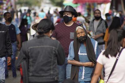 Pese a saturación de hospitales, Oaxaca se queda en semáforo naranja; rebasa 31 mil casos de Covid-19