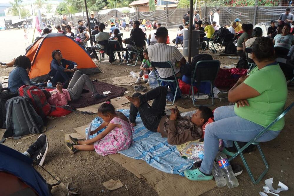 Llegan 2 mil 500 migrantes a Oaxaca en un día; analizan abrir otro centro de movilidad. Fotos: Edwin Hernández