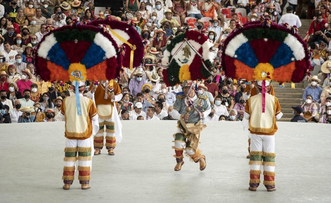 Congreso de Oaxaca elimina Comité de Autenticidad y crea nuevo órgano para organizar la Guelaguetza. Foto: Mario Arturo Martínez