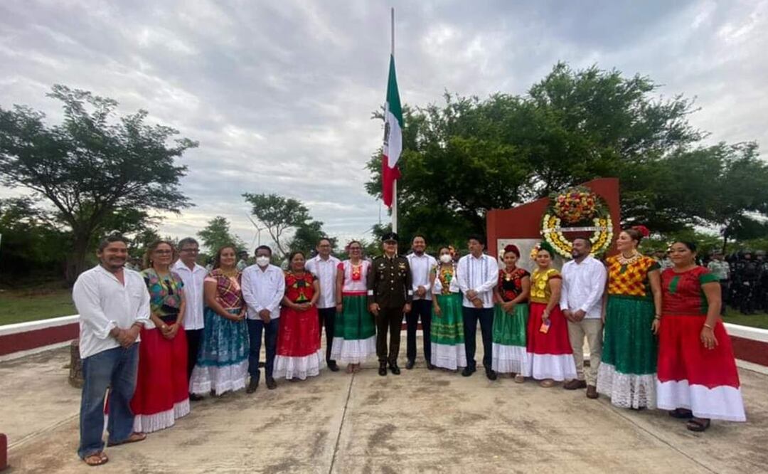 Celebran 156 años de la Batalla de Juchitán, cuando guerreros zapotecos vencieron al ejército francés en Oaxaca. Foto: Roselia Chaca