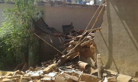 Tras sismo, llega ayuda a cuentagotas a Huazolotitlán