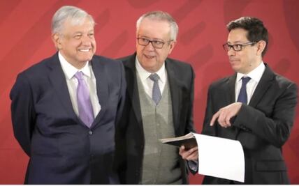 Bancos y calificadoras batean plan de AMLO para rescatar Pemex
