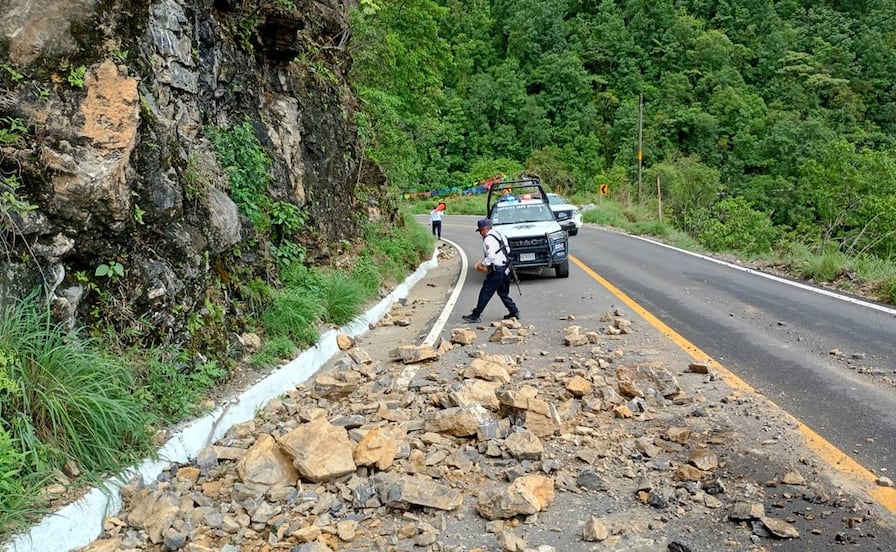 Inundaciones, deslaves y afectaciones menores deja Boris en Oaxaca
