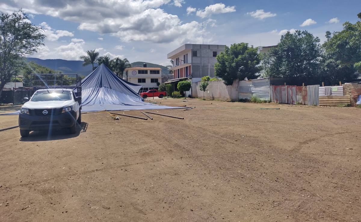 Migrantes siguen llegando al centro de movilidad de Tutla, Oaxaca; acusan falta de información sobre cierre