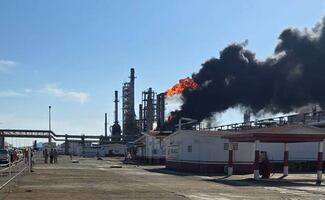 Incendio en la refinería de Salina Cruz causa alarma entre la población