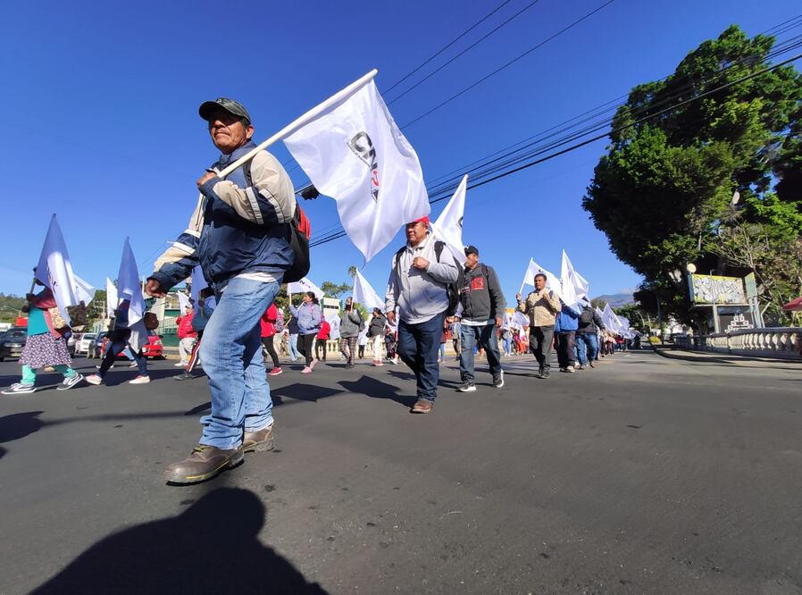 "En la primavera oaxaqueña no hay justicia": Marchan para exigir a Jara atención a víctimas triquis. Foto: Mario Arturo MArtínez