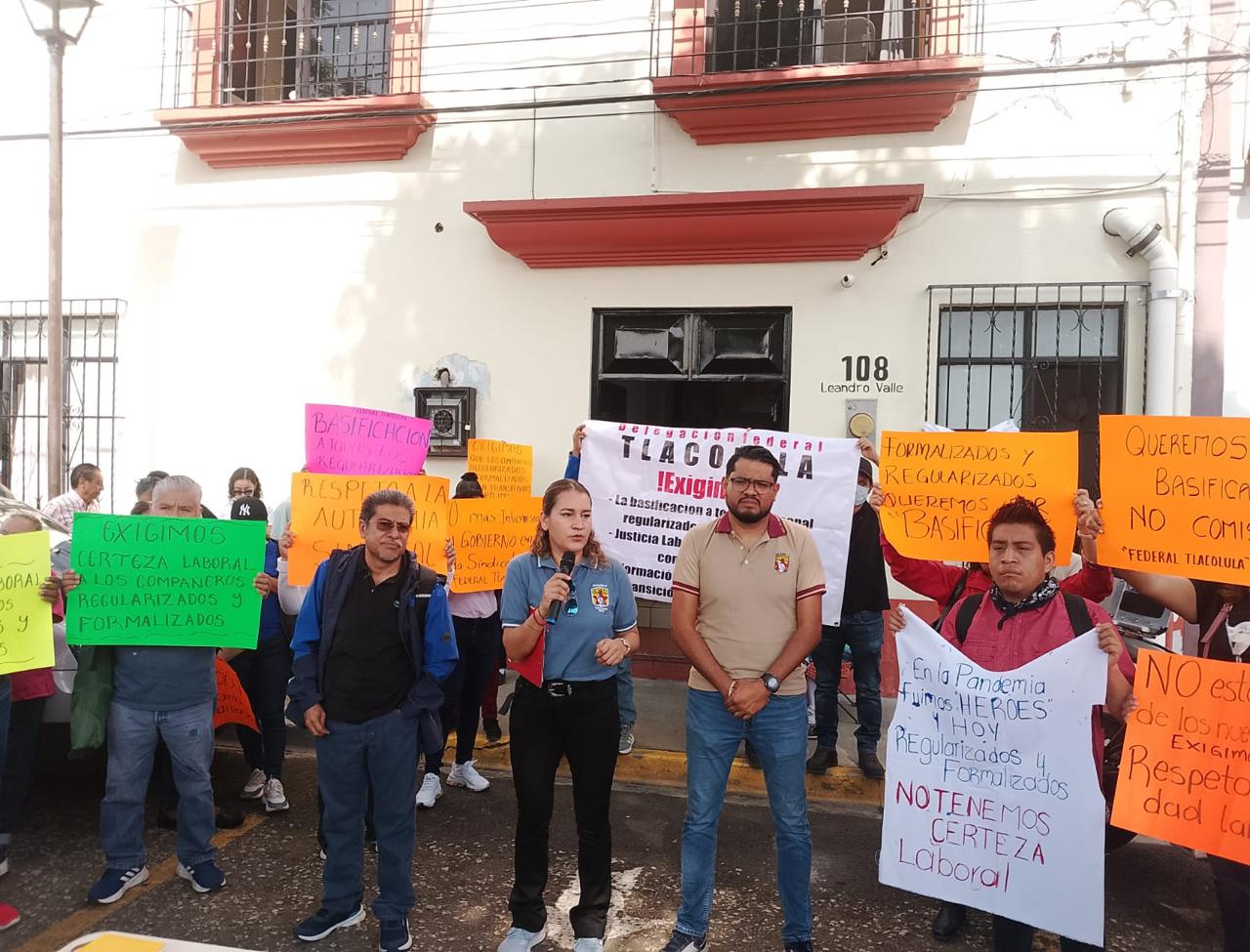 Trabajadores de la salud de Oaxaca exigen basificación total ante transición al IMSS-Bienestar