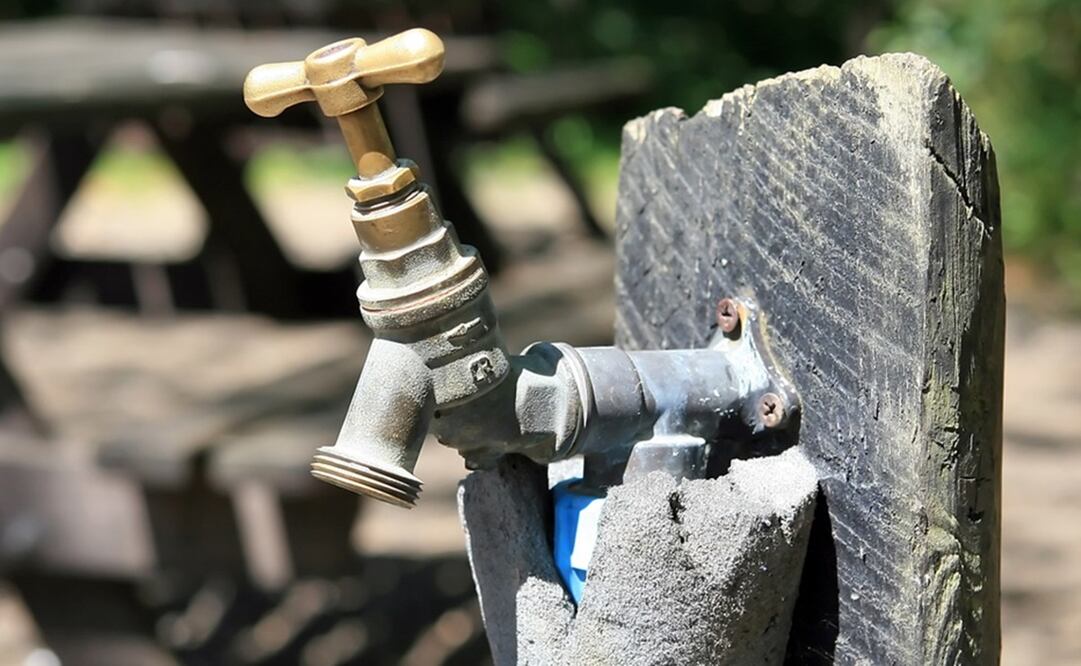 En plena ola de calor se quedan sin agua más de 80 mil en Salina Cruz, ciudad portuaria de Oaxaca. Foto: Pixabay