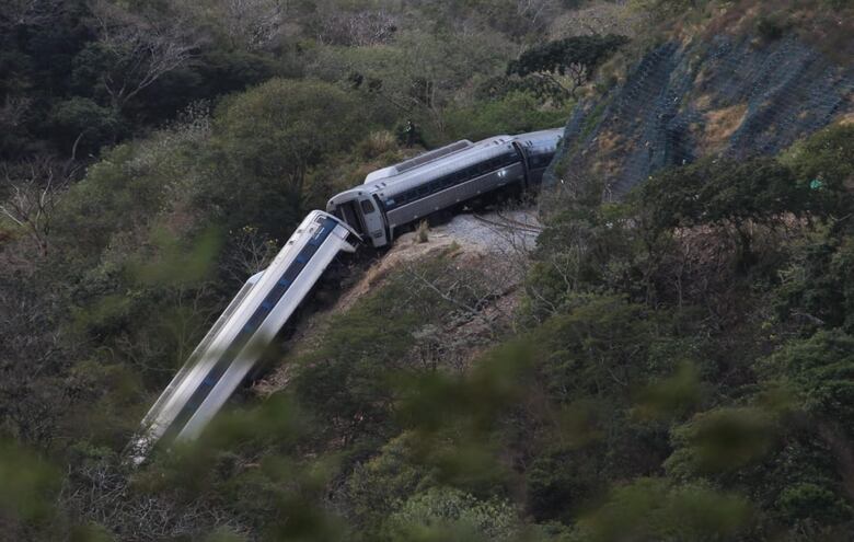Comparecen ante la FGR responsables de la operación del Tren Interoceánico