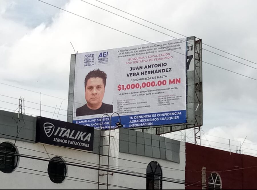 Con espectaculares con recompensa de 1 mdp, buscan dar con quinto agresor de María Elena. Fotos: Cortesía