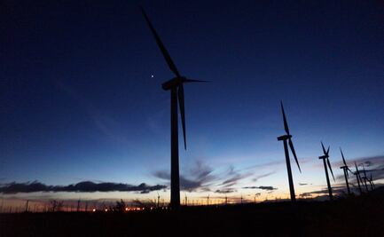 Por violar sus derechos humanos, zapotecos de Unión Hidalgo demandan en París a eólica francesa