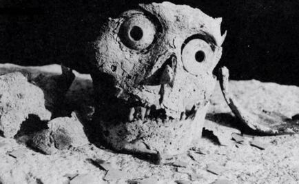 El hallazgo de oro y jade de Monte Albán en 1932, que fue transportado en un maletín