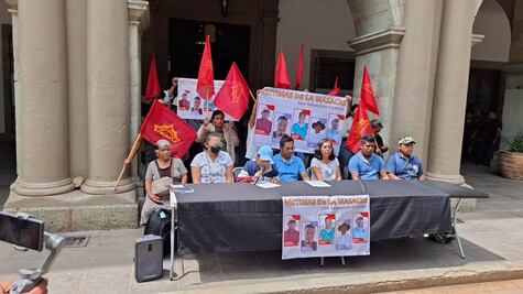 Sin avances las investigaciones de la masacre en San Sebastián Coatlán, denuncian familias de las víctimas 