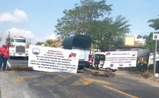 Incomunicada la región del Istmo por bloqueos carreteros; mangos y agua, los temas de reclamo