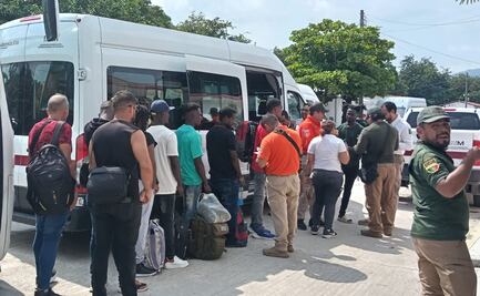 Se disuelve caravana migrante "Por la libertad"; son trasladados a la ciudad de Oaxaca para obtener visa humanitaria