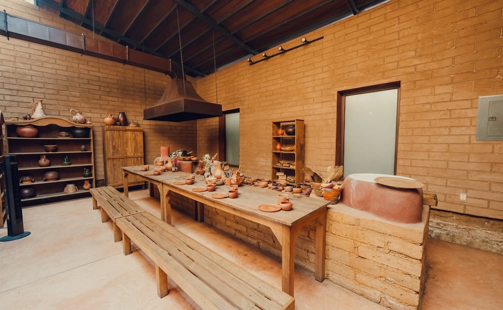 La Cocina de Humo cuenta con una decoración muy artesanal inspirada en las cocinas tradicionales de Oaxaca. Foto: FB@La Cocina de Humo