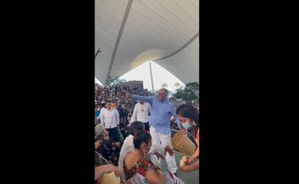 Reportan asistencia de general Salvador Cienfuegos, exsecretario de Defensa, a la Guelaguetza 2022 de Oaxaca