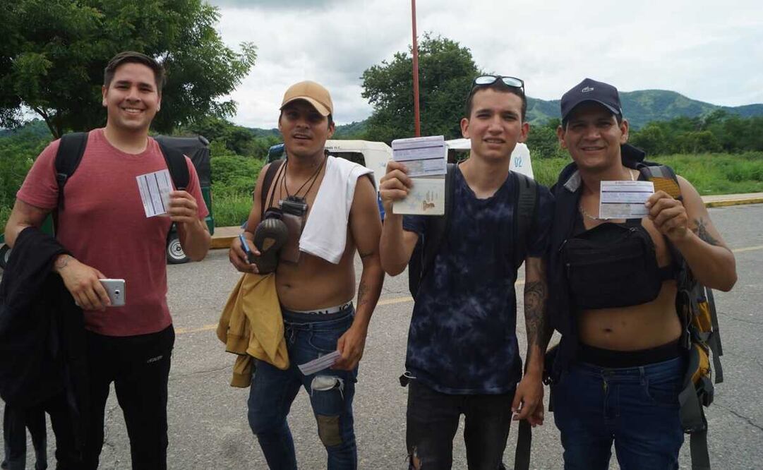Reducen de 30 a 7 días los permisos de tránsito libre a migrantes que llegan al Istmo de Oaxaca. Fotos: Edwin Hernández