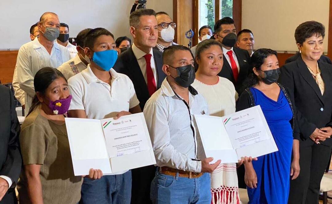 Encabeza Murat liberación anticipada de 50 personas indígenas y de escasos recursos en Oaxaca. Foto: Fernando Miranda