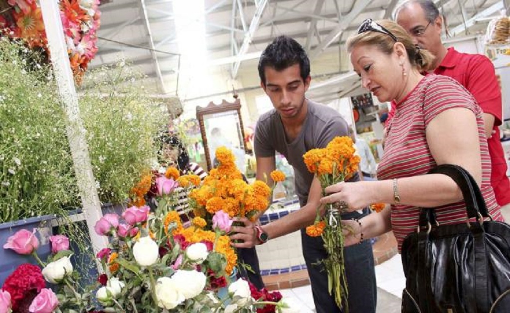 Prevén incremento de 3.5% en derrama económica por Día de Muertos