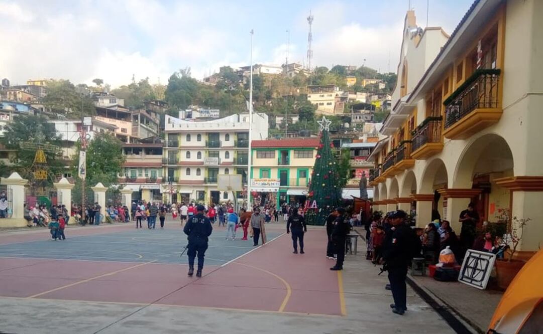 Despliega gobierno de Oaxaca mil 500 policías por la temporada vacacional decembrina. Fotos: Especiales