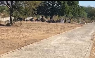 Denuncian que ayuntamiento de Salina Cruz habilita panteón en predio en litigio 