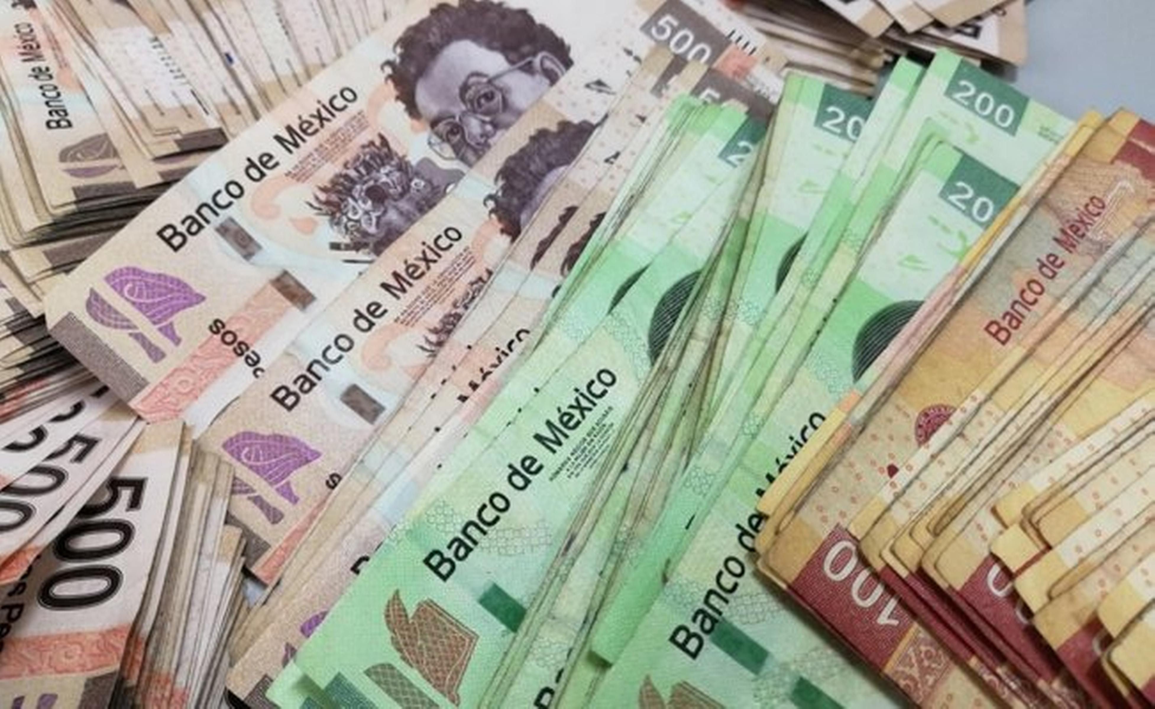 Dependencias no cumplen política de austeridad