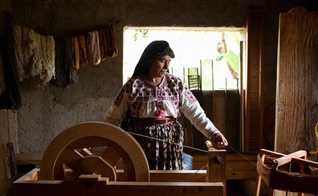 Comunidades mixes de Oaxaca exigen al gobierno federal financiar proyectos para difundir la lengua ayuujk. Foto: Mario Arturo Martínez