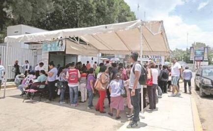 Vinculan a proceso a trabajador del IEEPO por tráfico de plazas docentes