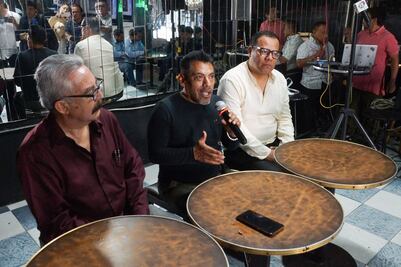 Activista de la comunidad LGBT+ denuncia agresiones y tortura de policías de Santa Lucía del Camino