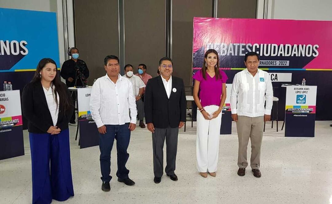 En el debate ciudadano sólo participaron cinco de siete candidatos. Foto: Especial