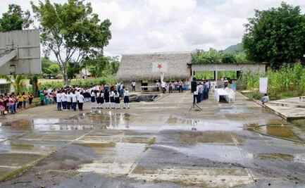 Suman 4 años con déficit de maestros en telesecundarias de la Cuenca, pese a llegada de Jara al gobierno de Oaxaca
