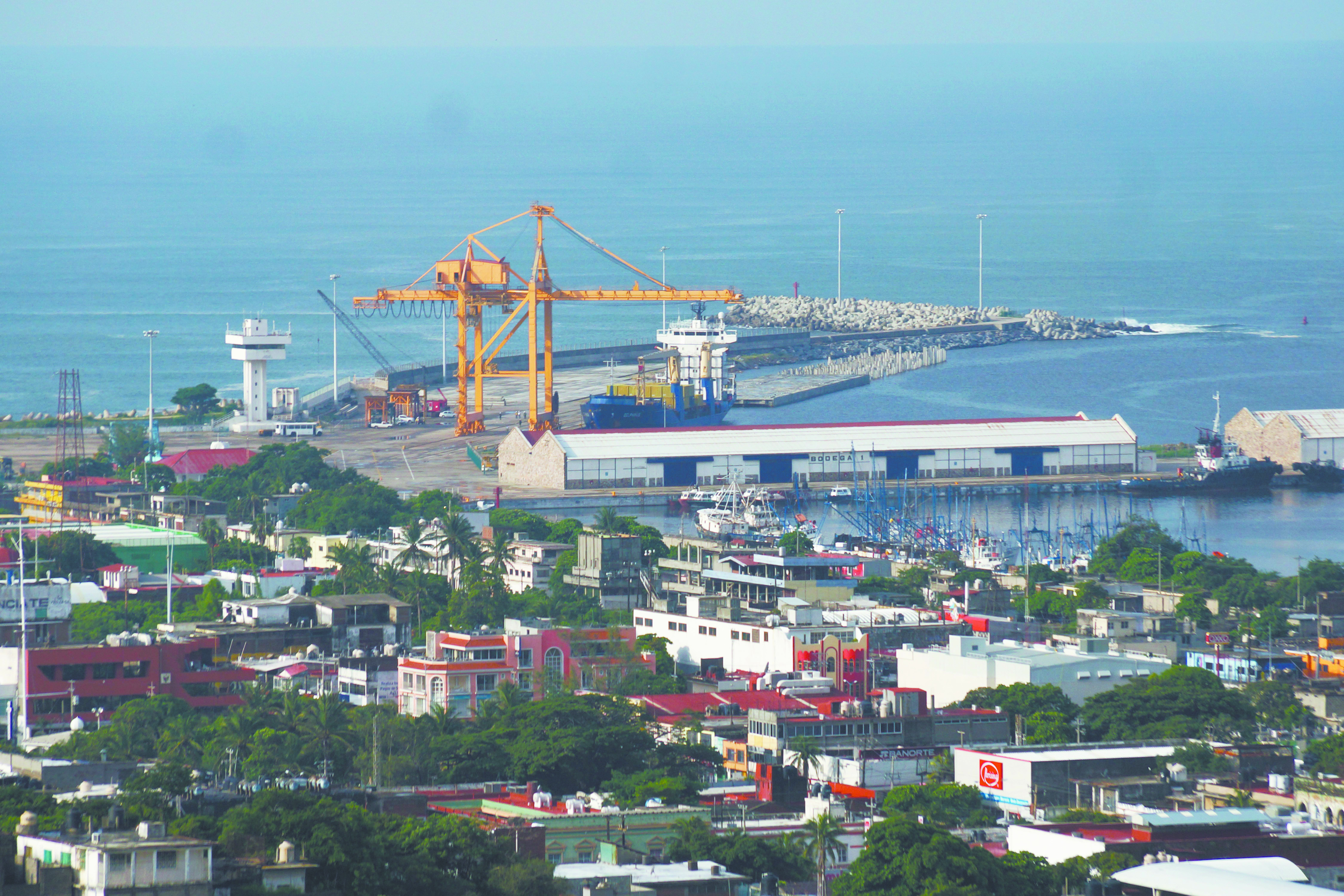 Apuestan por disminución de impuestos en Corredor del Istmo de Tehuantepec