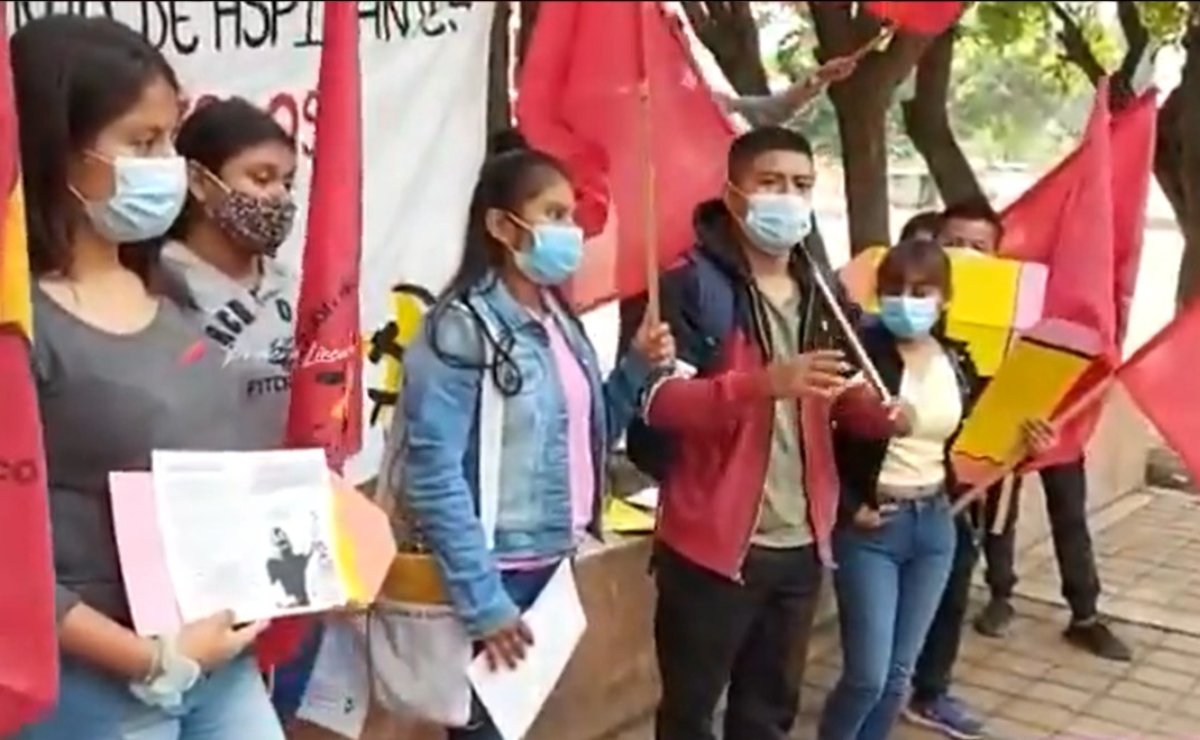 Rector de la UABJO pide a fiscalía que investigue presunta venta de espacios para ingresar a la universidad